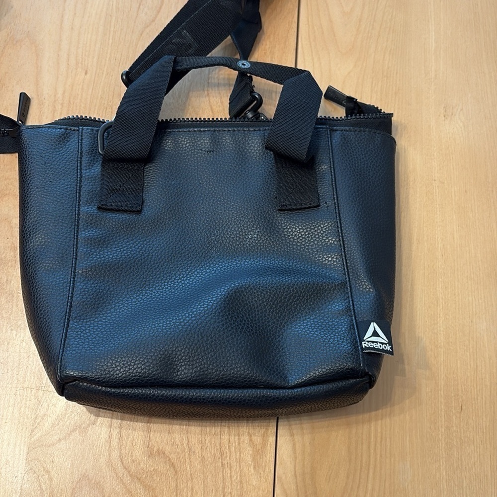 Reebok Black Crossbody Bag for Women with removable strap and top handles. - Picture 3 of 7